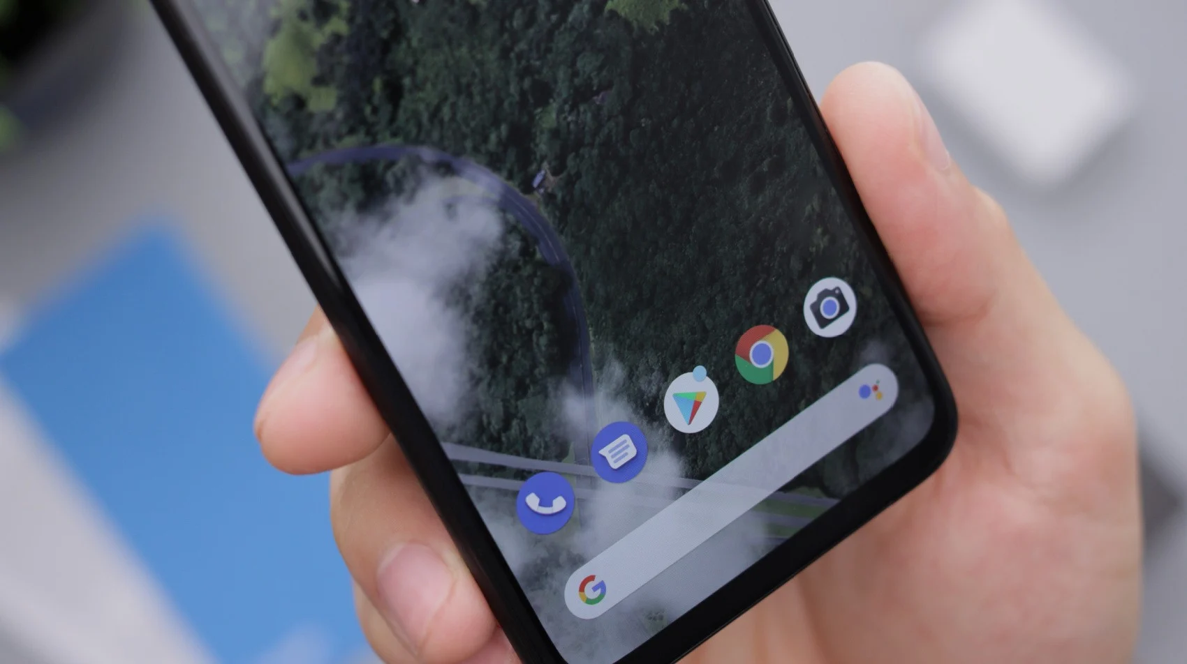 How to avoid data roaming charges on your Google Pixel