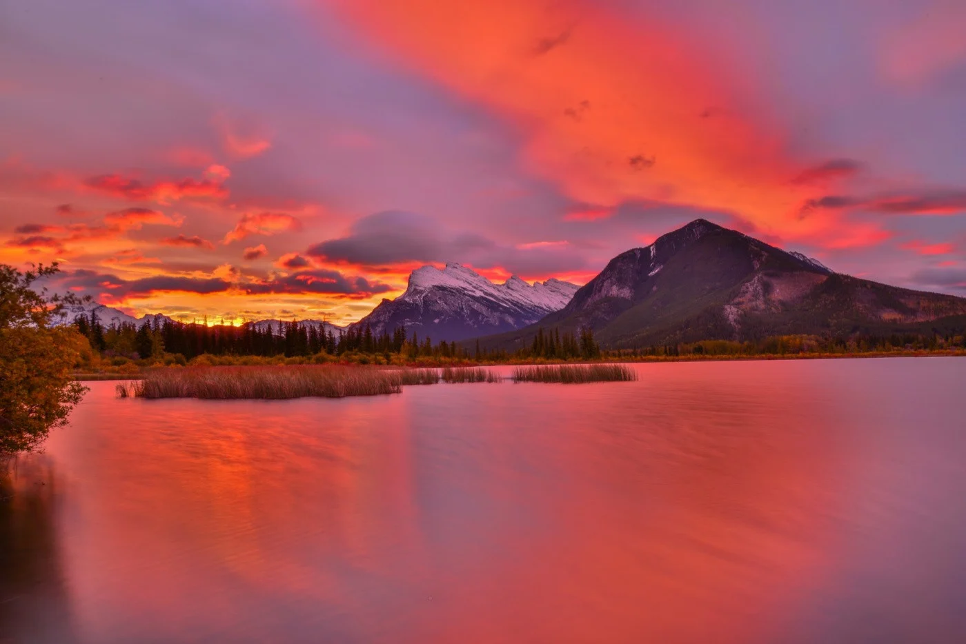 Travel with a prepaid Canada SIM card