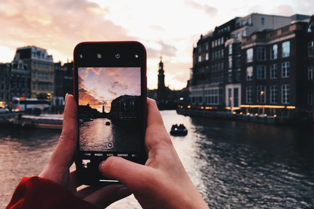 Using a safe travel app is a good idea when you travel.