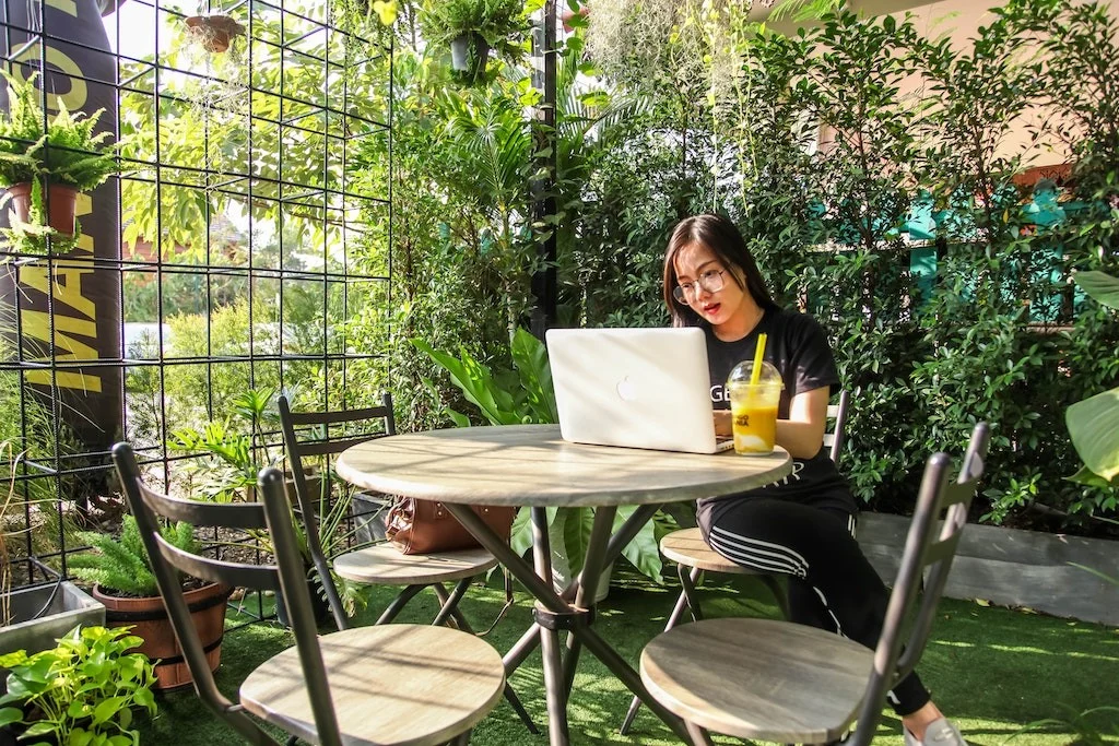 Digital nomad internet options can be frustrating. The solution: get prepaid eSIM data.