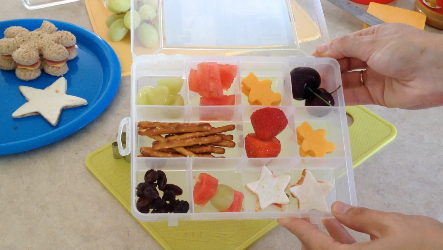 Creating the best airplane snack boxes