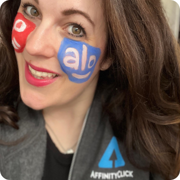 6635332b0cfd4-aloSIM staff (2)