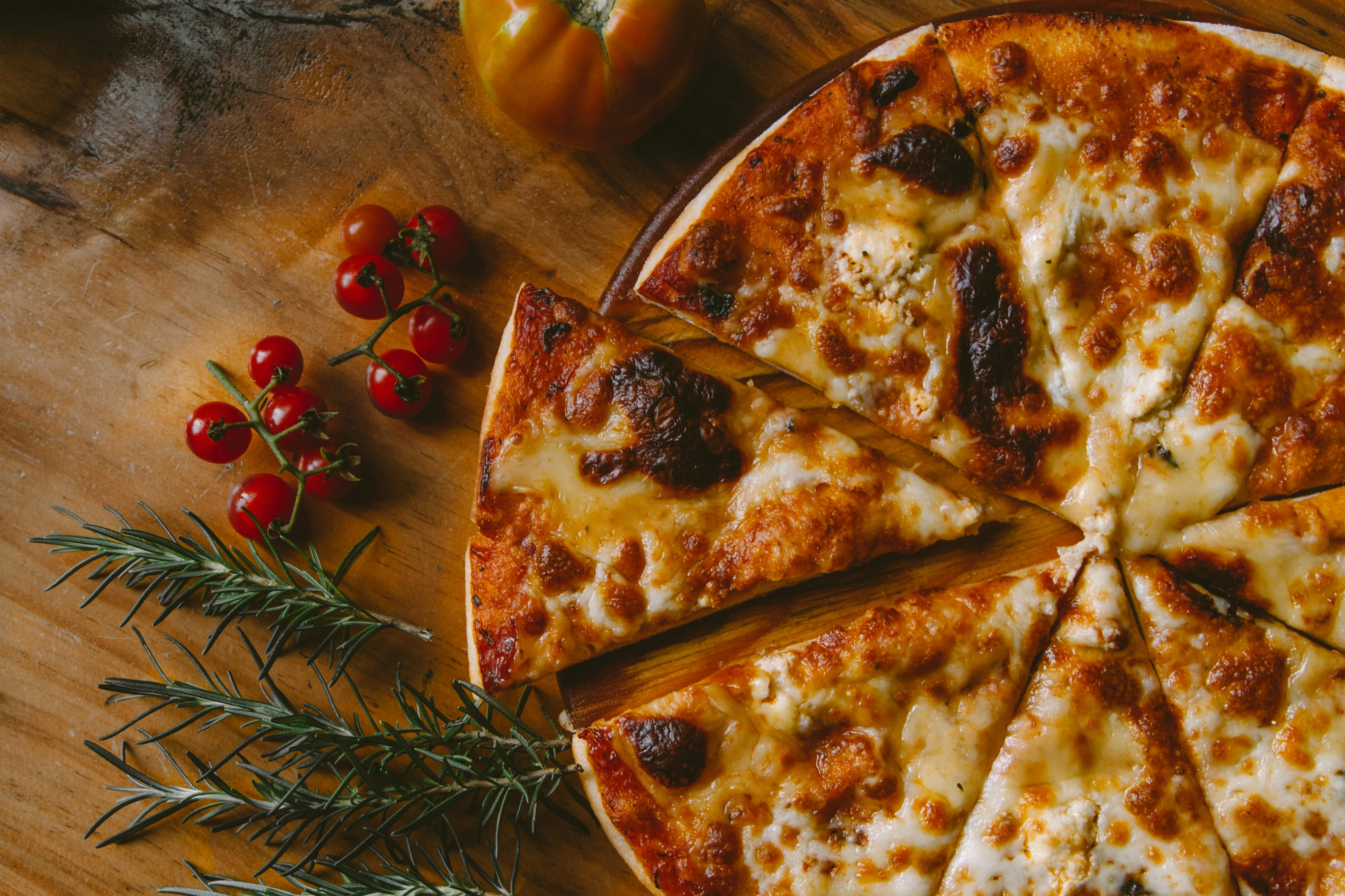 Pizza Spots in Naples