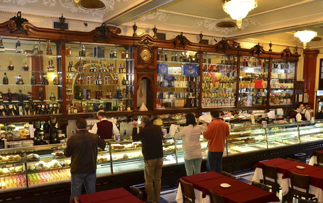 pastelaria versailles