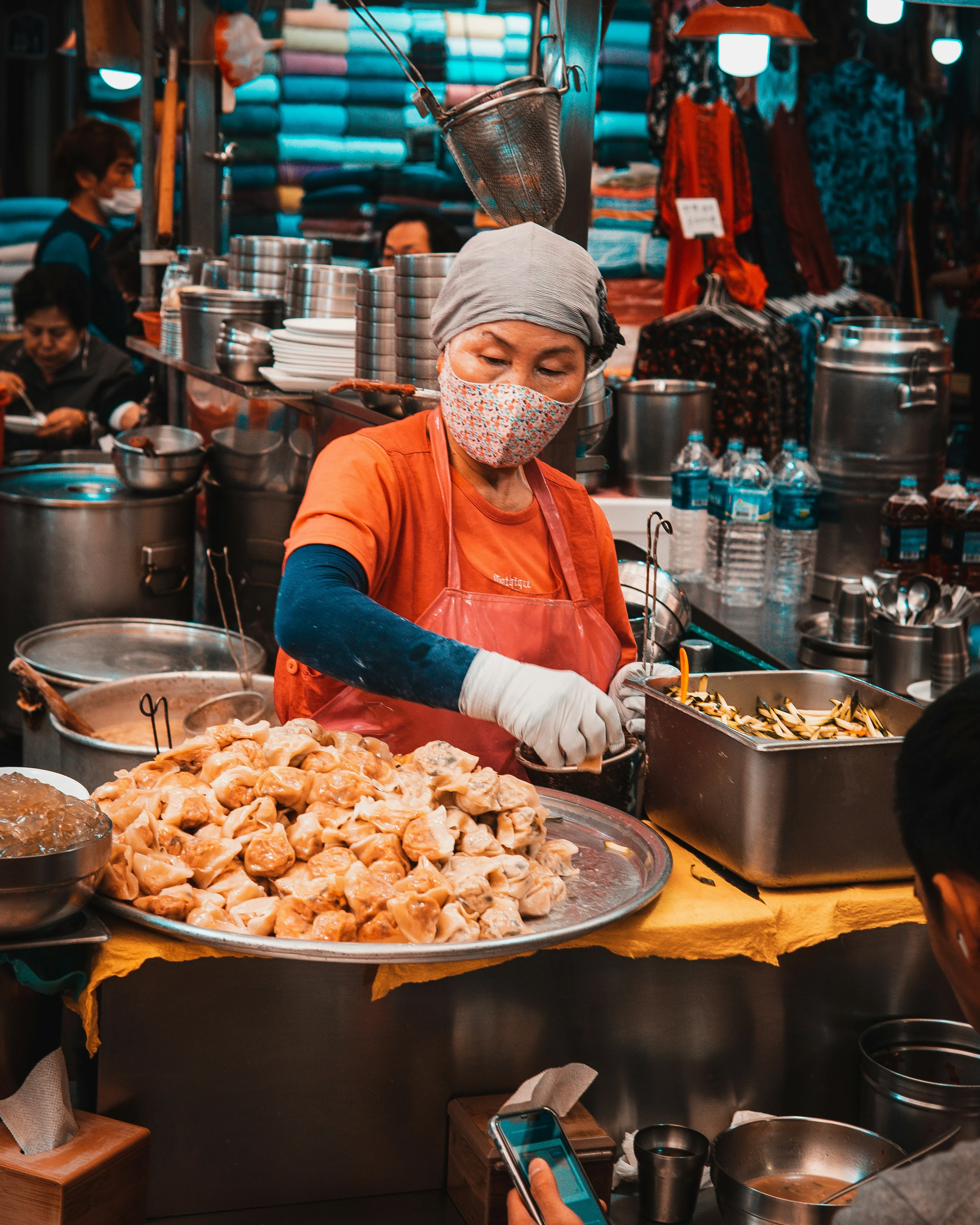 dining in South Korea unique