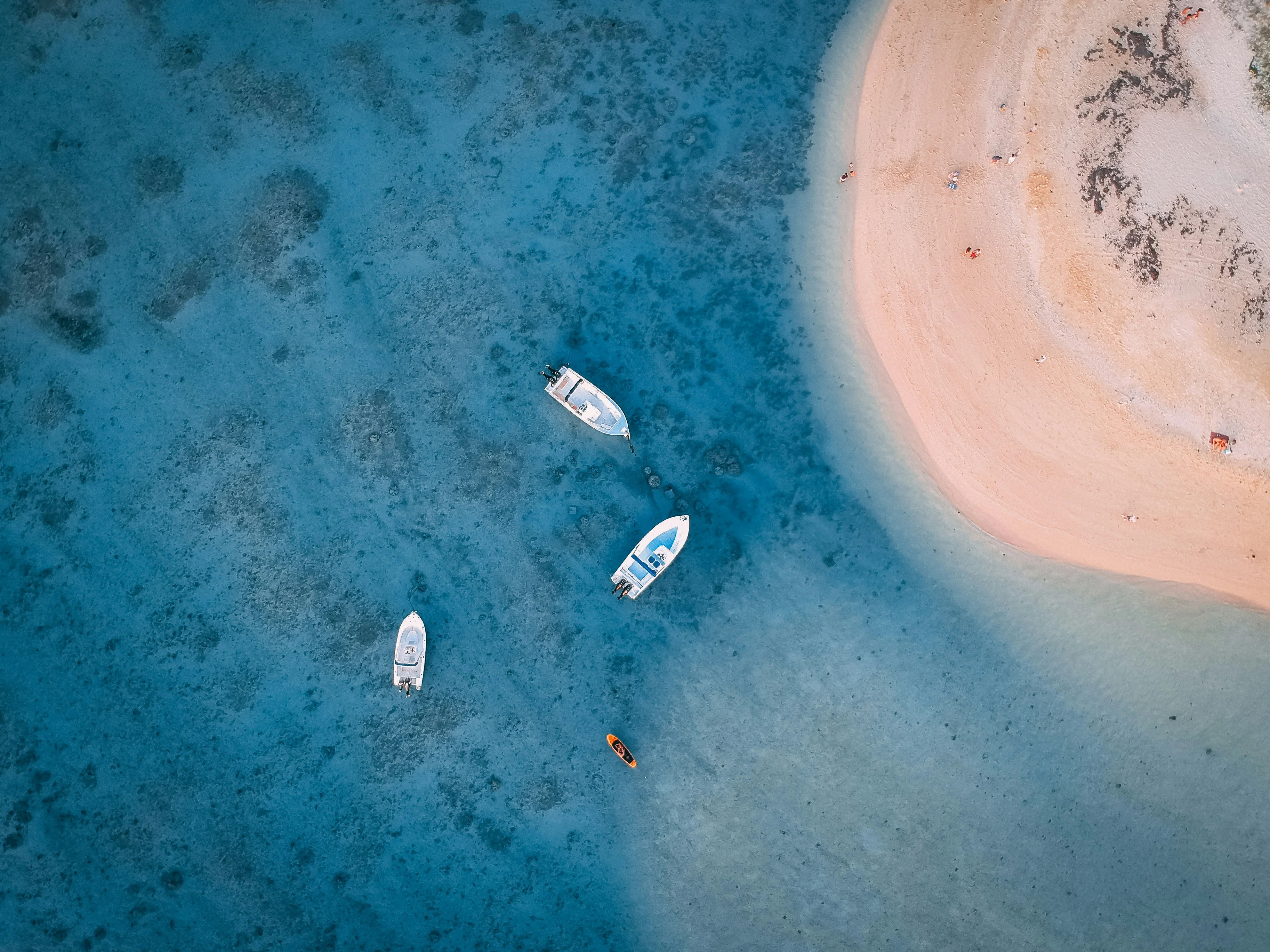 66bad0a684be7-guillaume-baudusseau-2ZMjnR2d3qk-unsplash